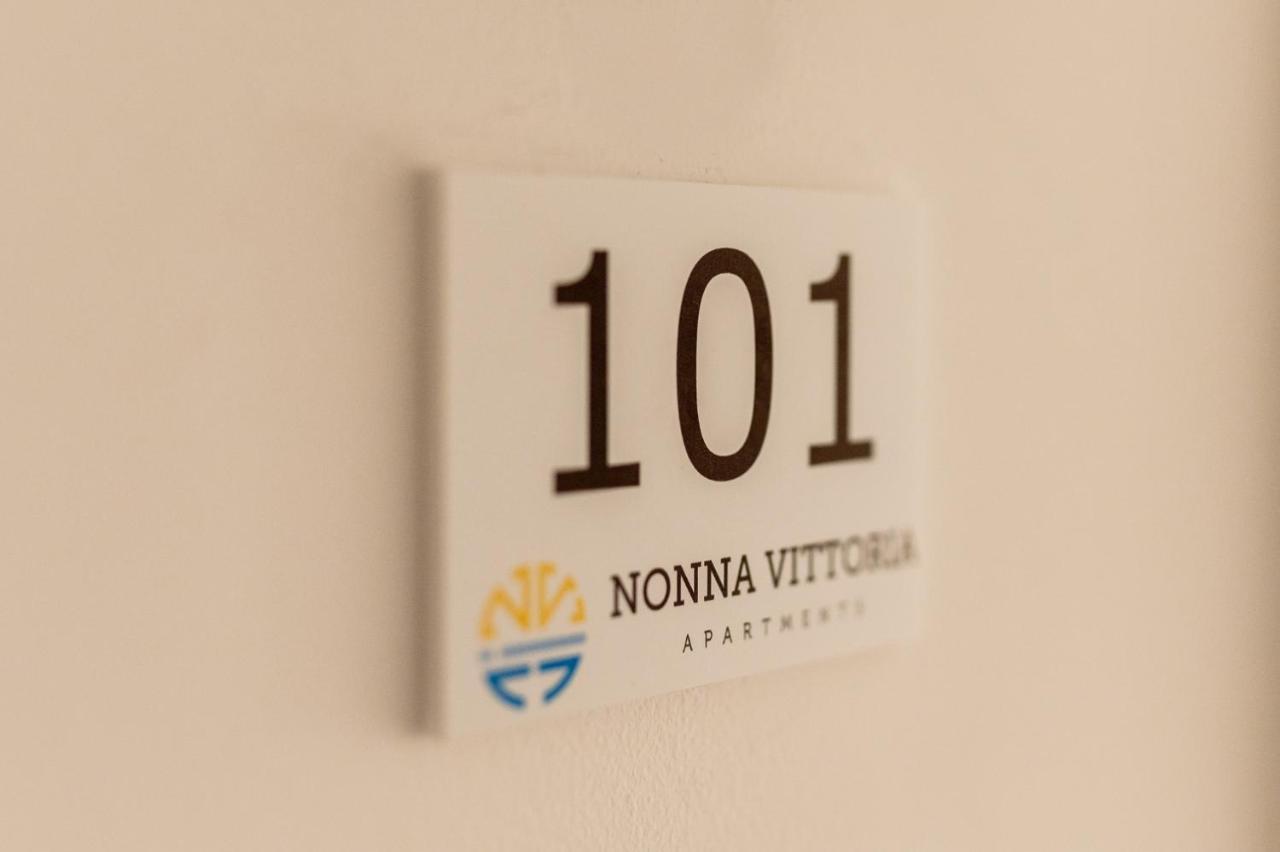 Nonna Vittoria Apartments Mola di Bari Exterior photo